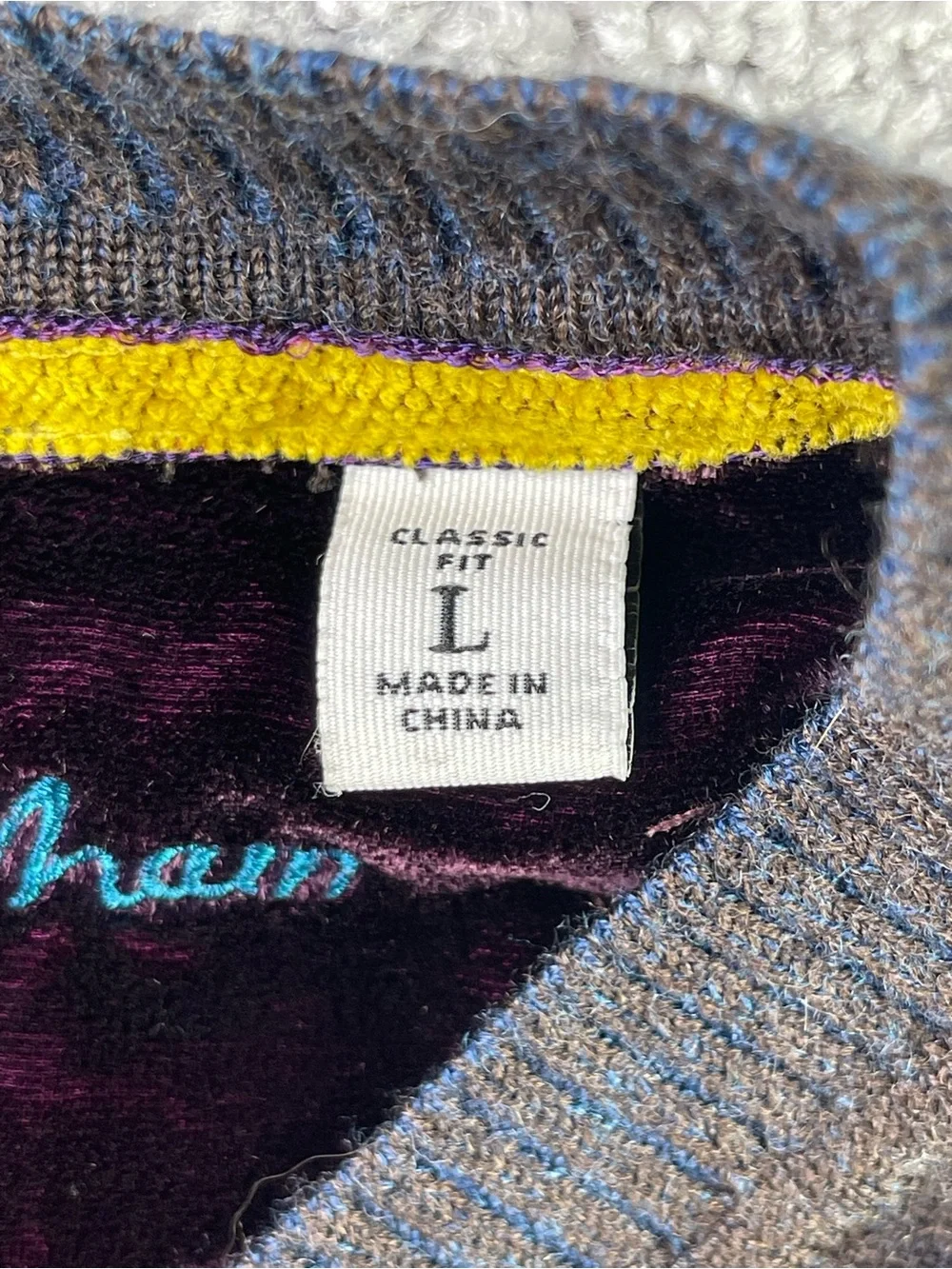 Robert Graham Men's Large Brown V-Neck Wool Sweater